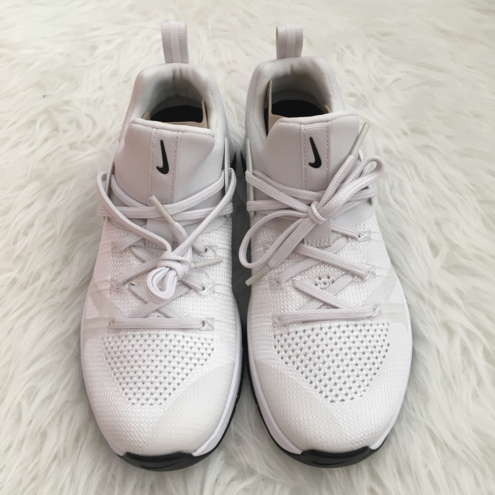 NEW Nike Metcon Flyknit 3 Women’s Sneakers - Picture 4 of 7